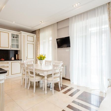 3Bd-2Bth Apartment In Tbilisi City Center Екстер'єр фото